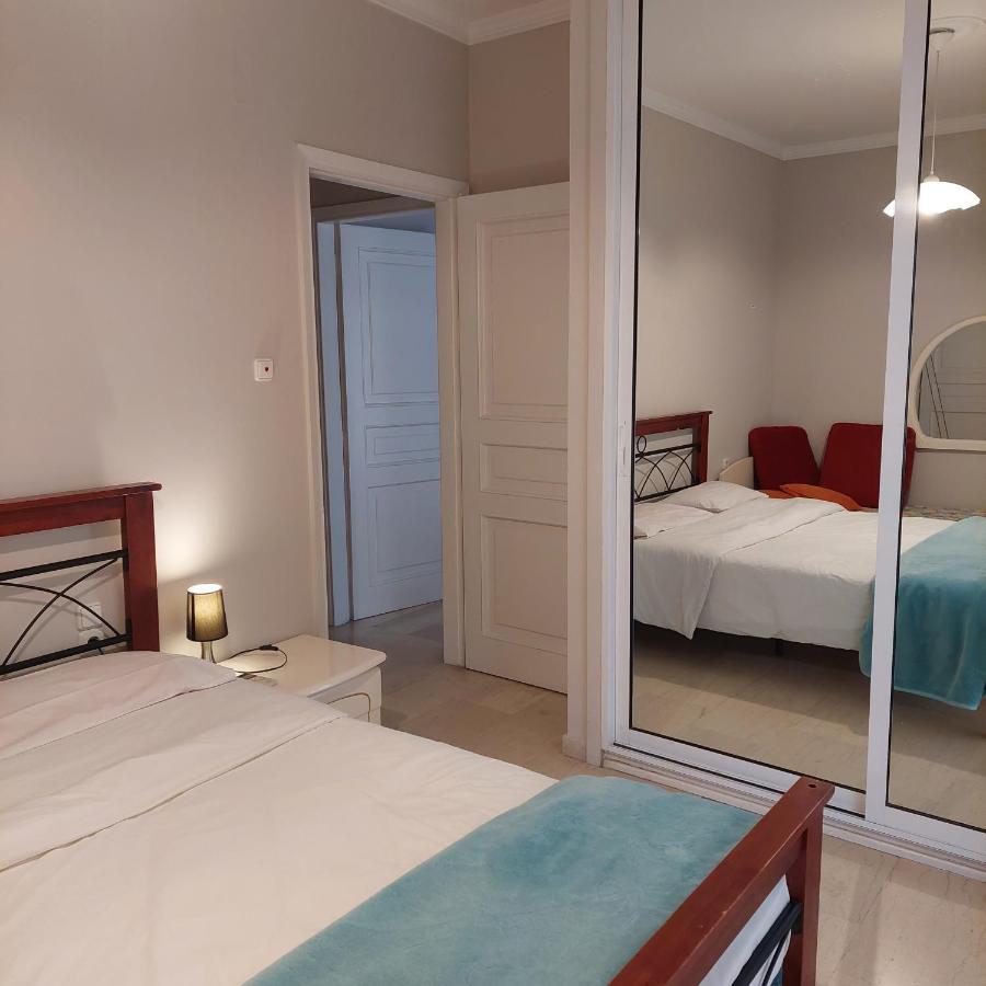 Family Apartment Patras Exterior photo